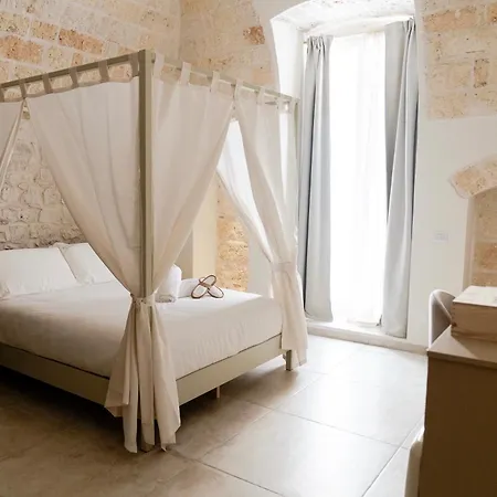 Aurluna Luxury Suites-2